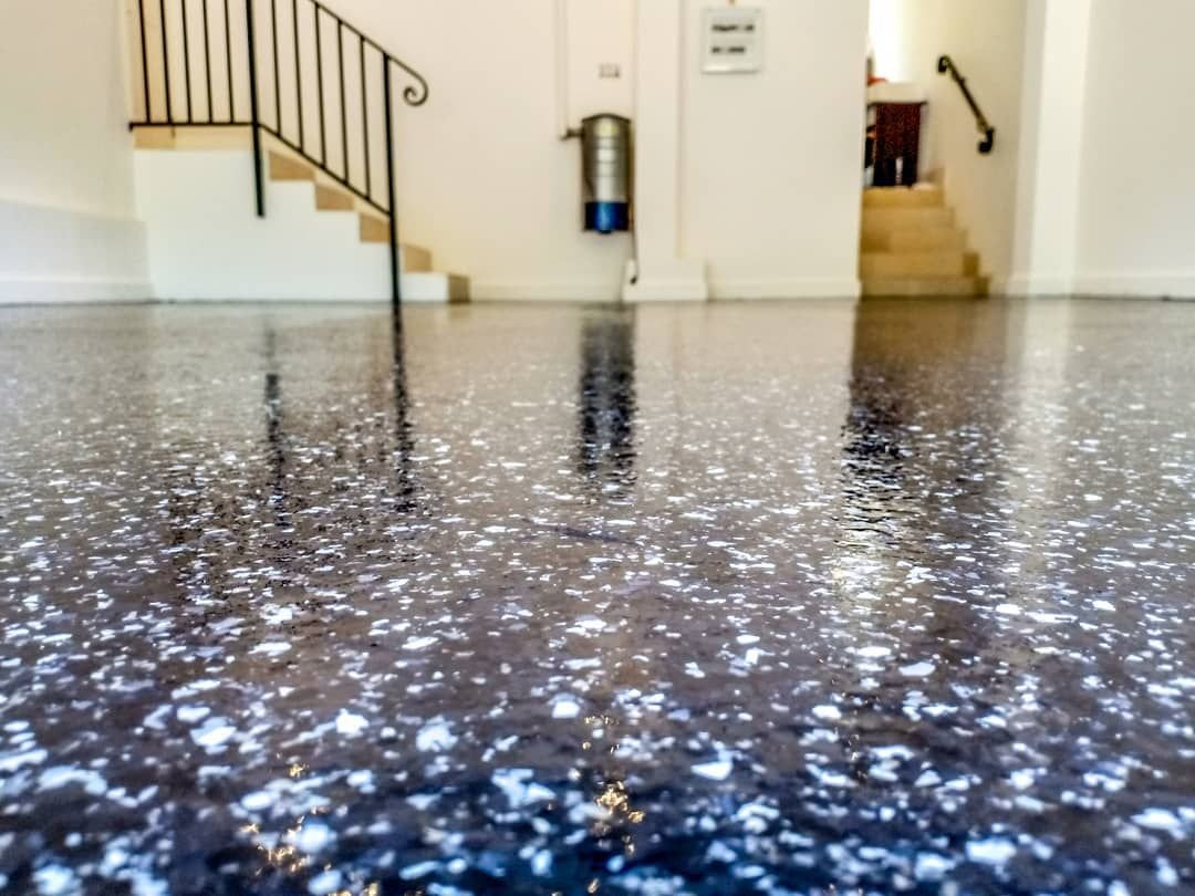 Flake Flooring Supplier in Canada